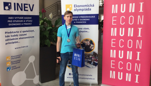 Štěpán Drábek zabodoval v celostátním finále ekonomické olympiády pro ZŠ