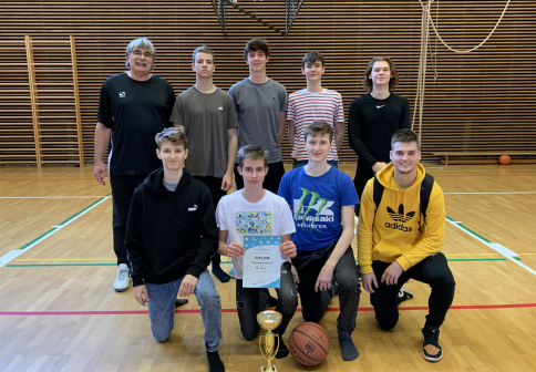 Vítězství našich basketbalistů