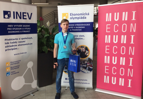 Štěpán Drábek zabodoval v celostátním finále ekonomické olympiády pro ZŠ