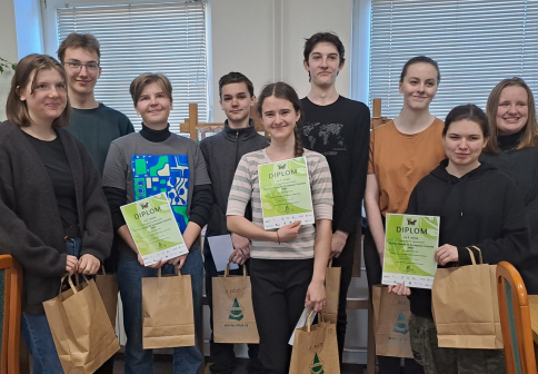 Mladí lidé v evropských lesích (YPEF)