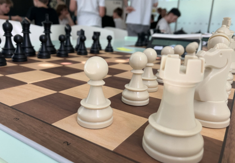 Krajský přebor školní mládeže v šachu ovládli šachisté z SGO