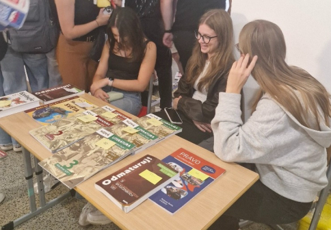S novým školním rokem proběhla na SGO burza učebnic